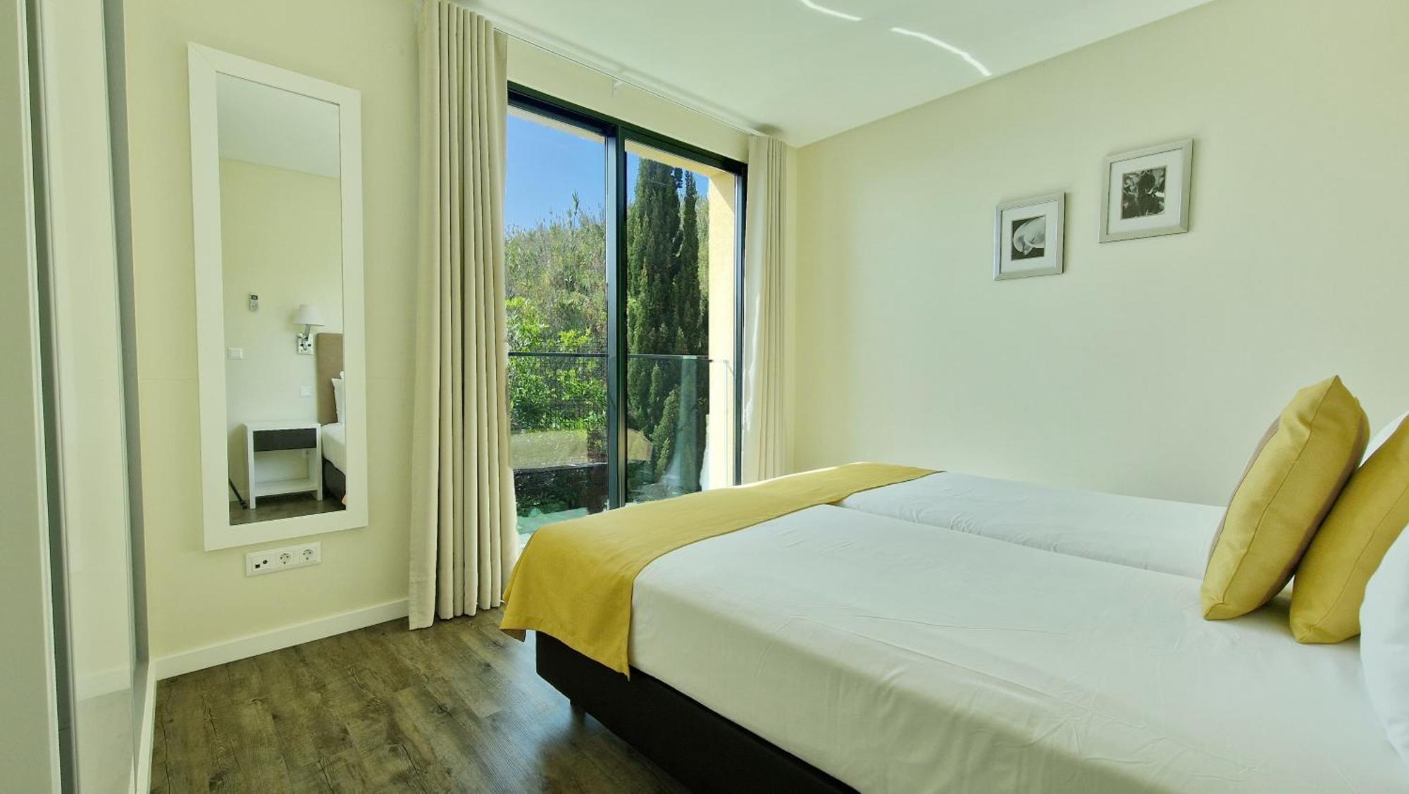 Eden Sun - A Modern Luxury Villa with a Panoramic View Prazeres Exterior foto